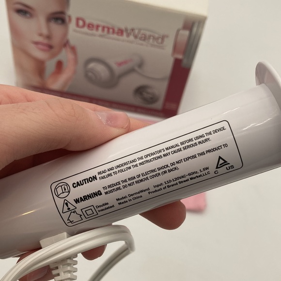 DermaWand Anti Aging Device Reduces Fine Lines & Wrinkles New - Picture 6 of 11